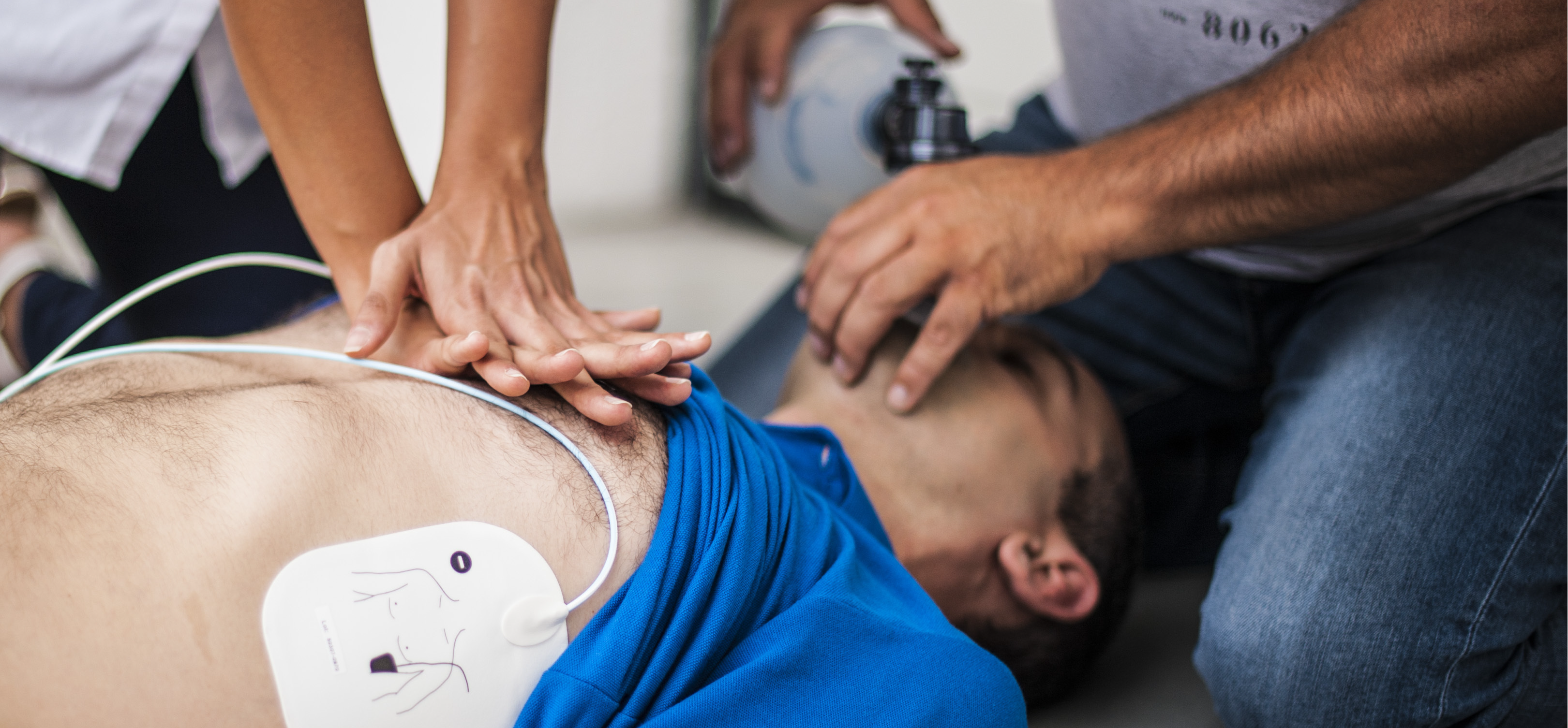 aed-defib.jpg